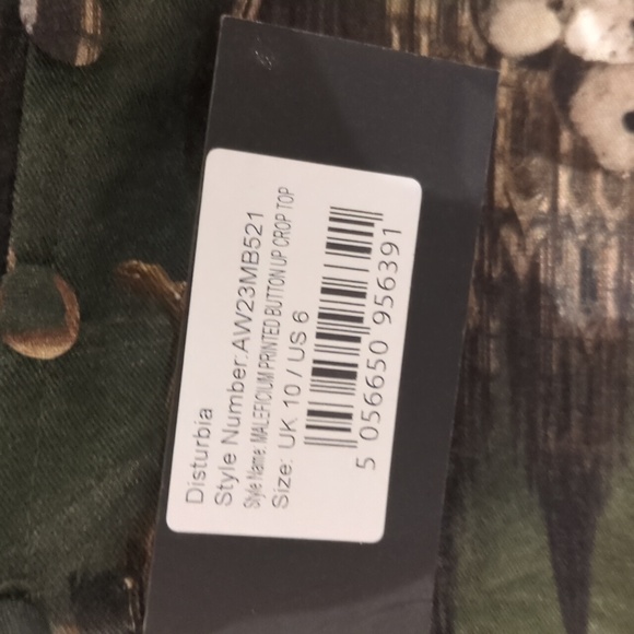 Maleficium Printed Button Up Crop Top - Picture 4 of 7